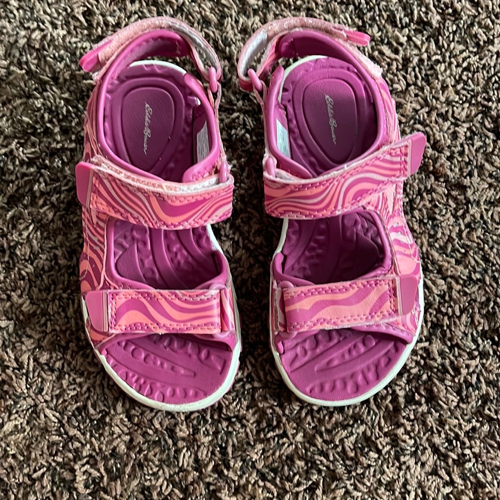 Girls sandals